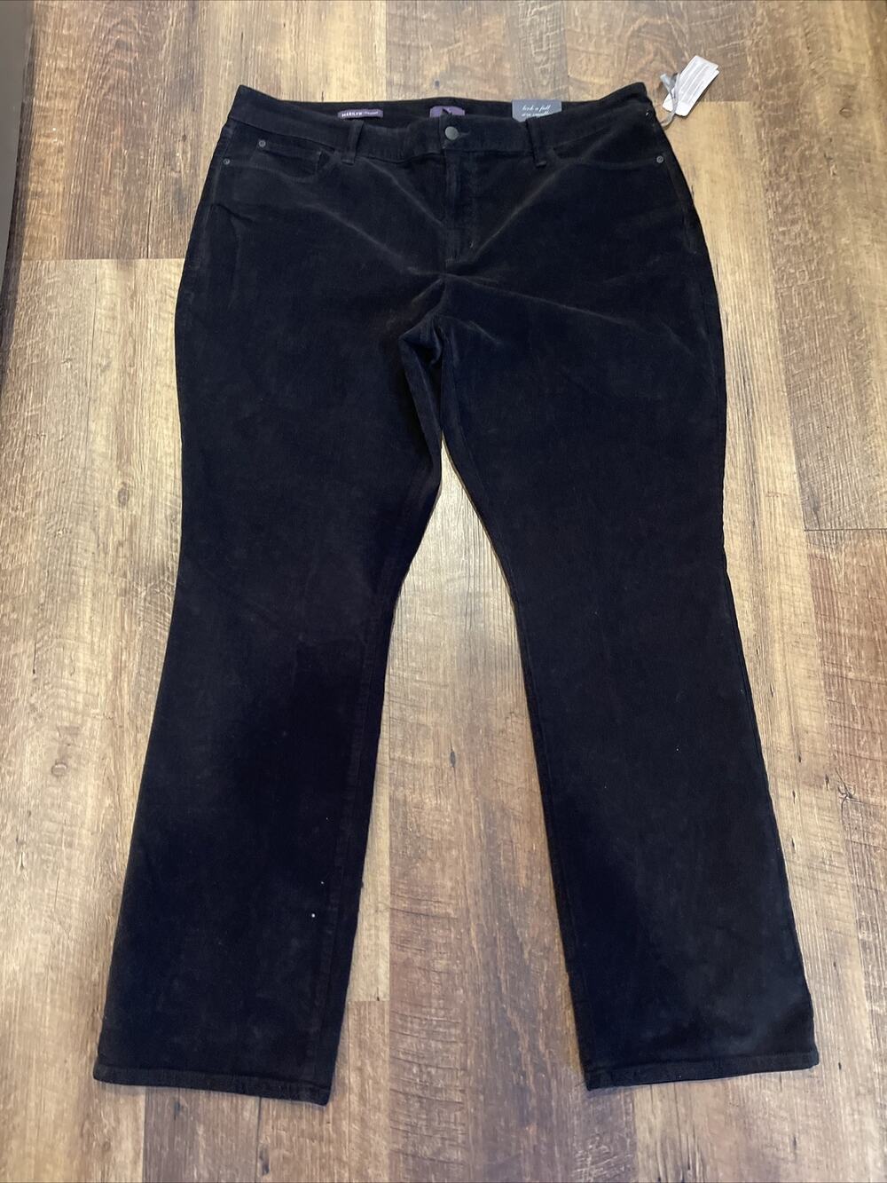 Not Your Daughter's Jean NYDJ Marilyn Straight Black Corduroy 18W NEW